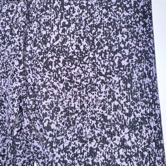 Black and Purple Patterned Leggings - Picture 2 of 4